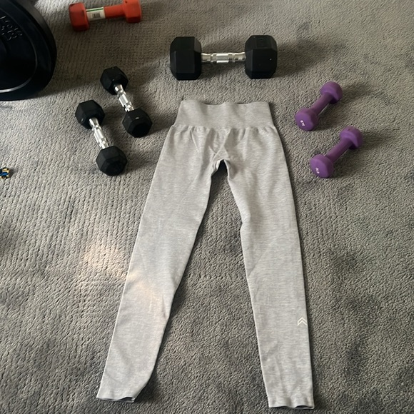 Oner Active Seamless 1.0 leggings short size small ice grey Karl. - Picture 3 of 4
